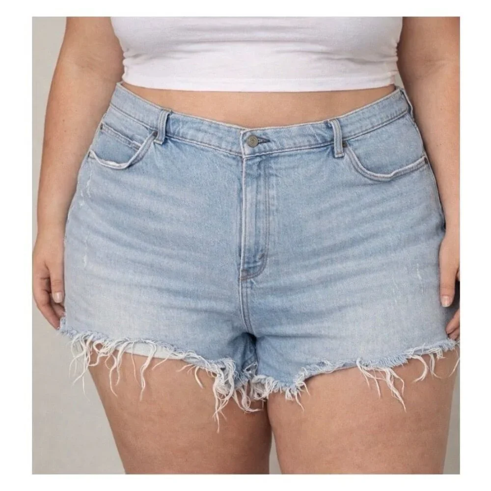 Abercrombie & Fitch cut denim jean shorts frayed hem SZ 22 36”